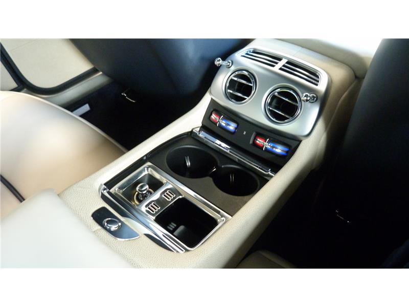 2015 Rolls-Royce Wraith 6.6 V12 STD