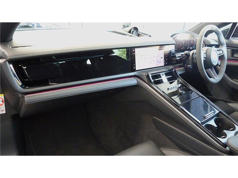 2025 Porsche Panamera 2.9 V6 4 E-Hybrid