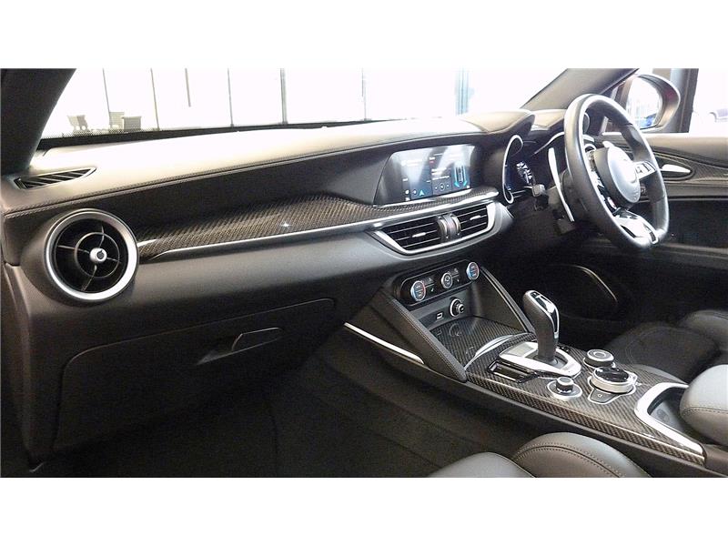 2023 Alfa Romeo Stelvio 2.9 V6 Bi-Turbo Quadrifoglio