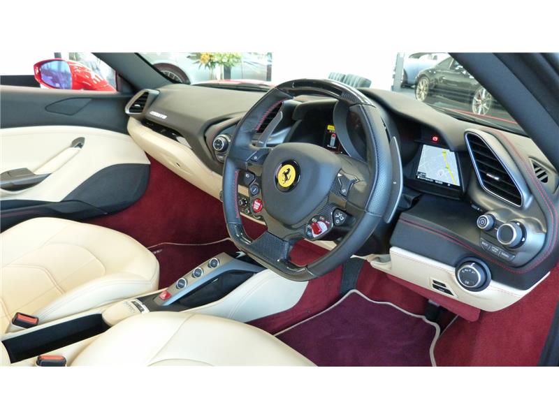 2018 Ferrari 488 3.9 T V8 GTB