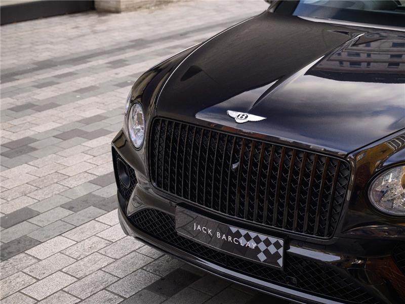 2024 Bentley Bentayga V8 Azure EWB First Edition