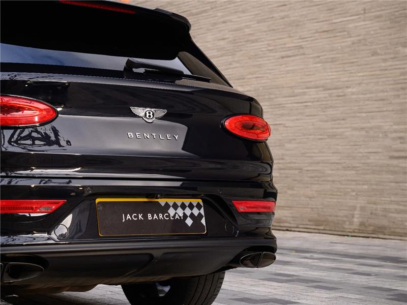 2024 Bentley Bentayga V8 Azure EWB First Edition