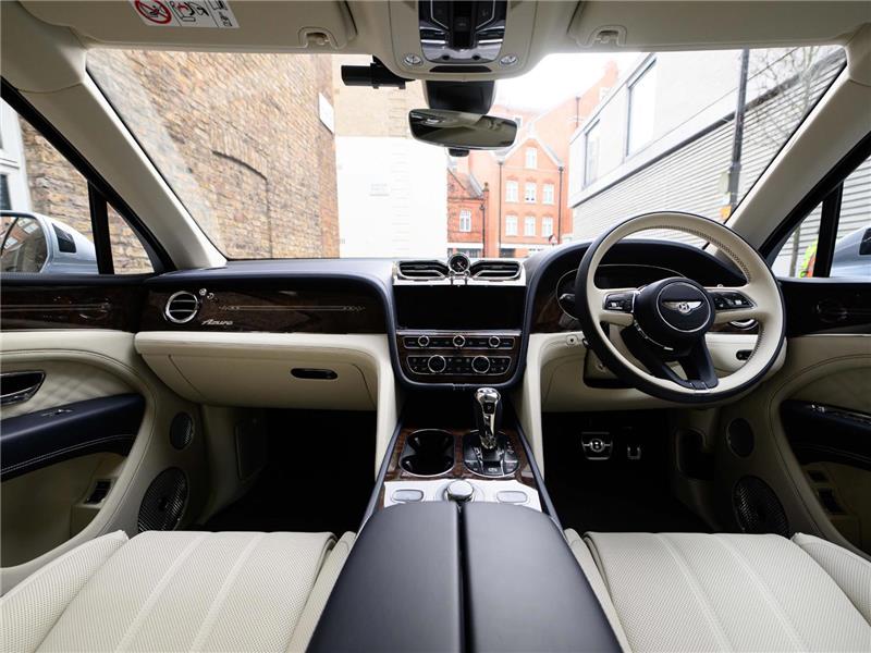 2025 Bentley Bentayga 4.0 V8 Azure EWB LWB