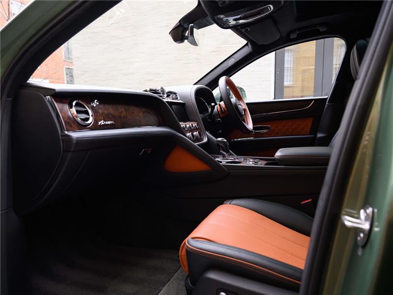 2023 Bentley Bentayga V8 Azure