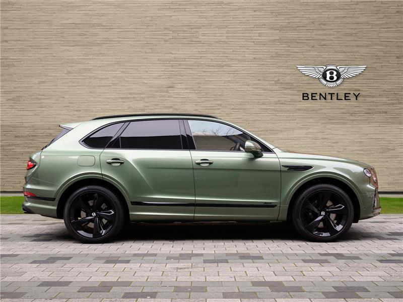 2023 Bentley Bentayga V8 Azure