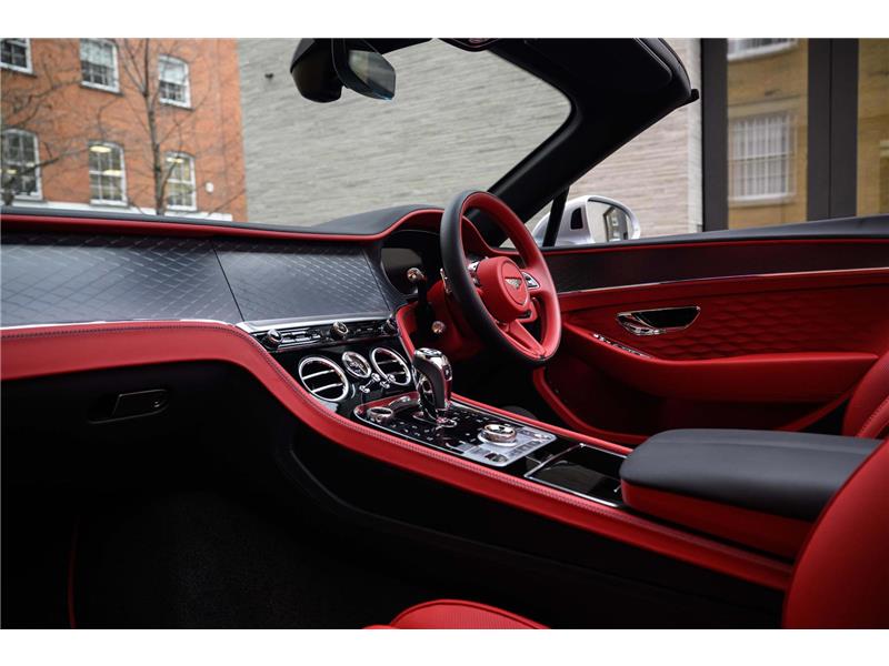 2025 Bentley Continental 4.0 V8 Ultra-Performance GTC Speed