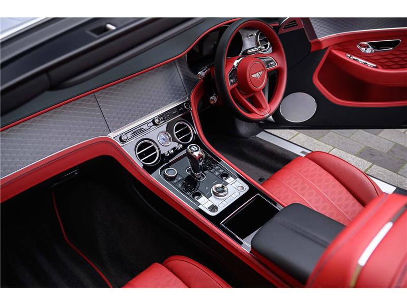 2025 Bentley Continental 4.0 V8 Ultra-Performance GTC Speed