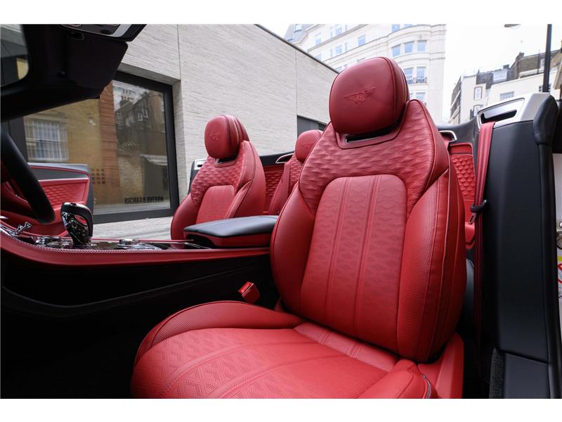 2025 Bentley Continental 4.0 V8 Ultra-Performance GTC Speed