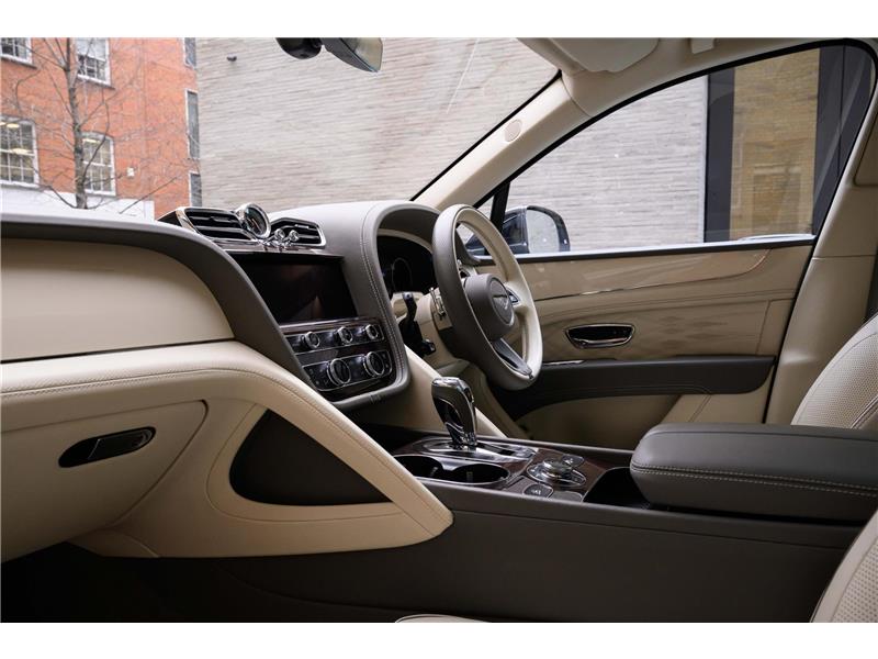 2023 Bentley Bentayga EWB Azure First Edition