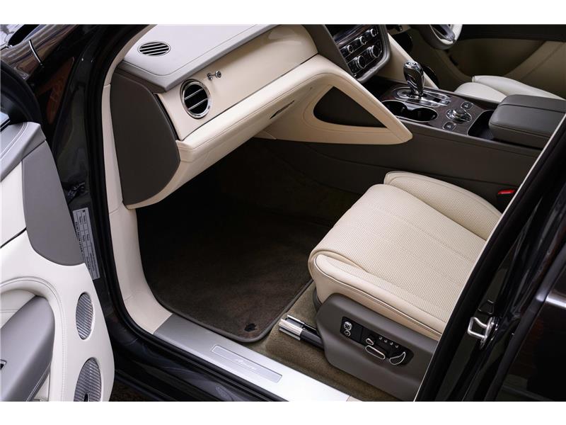 2023 Bentley Bentayga EWB Azure First Edition