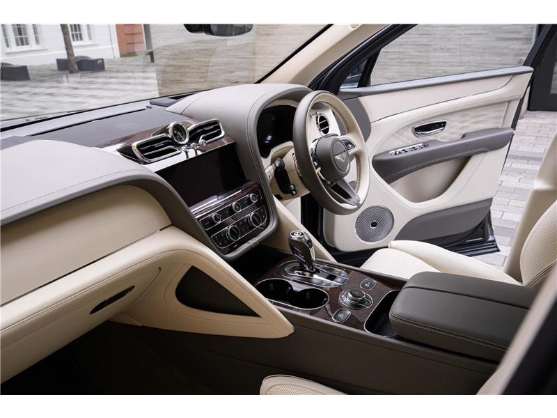 2023 Bentley Bentayga EWB Azure First Edition