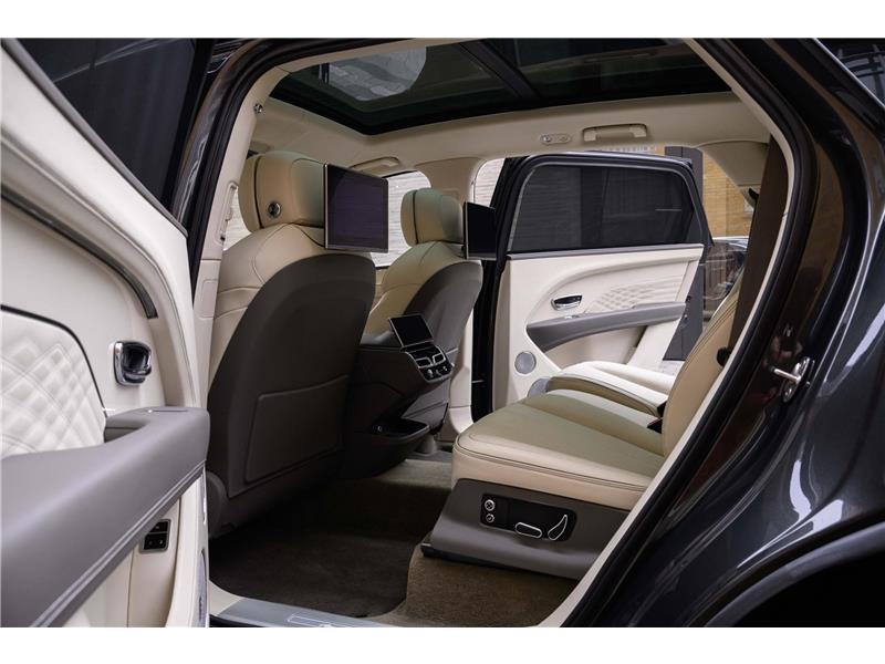 2023 Bentley Bentayga EWB Azure First Edition