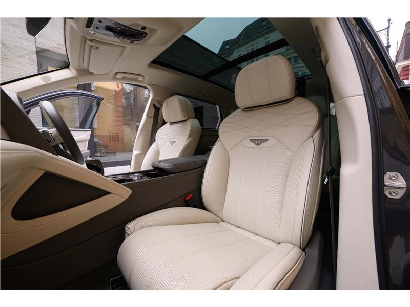 2023 Bentley Bentayga EWB Azure First Edition
