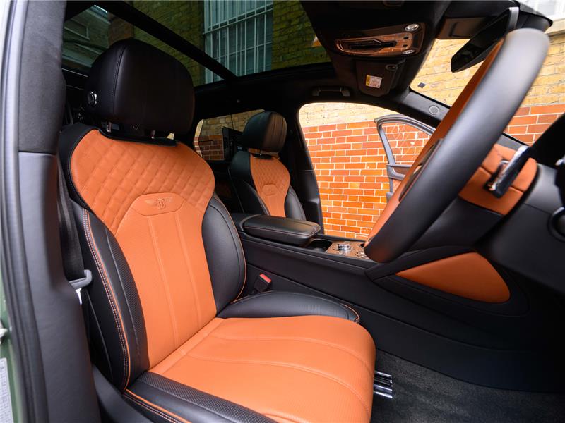 2023 Bentley Bentayga V8 Azure