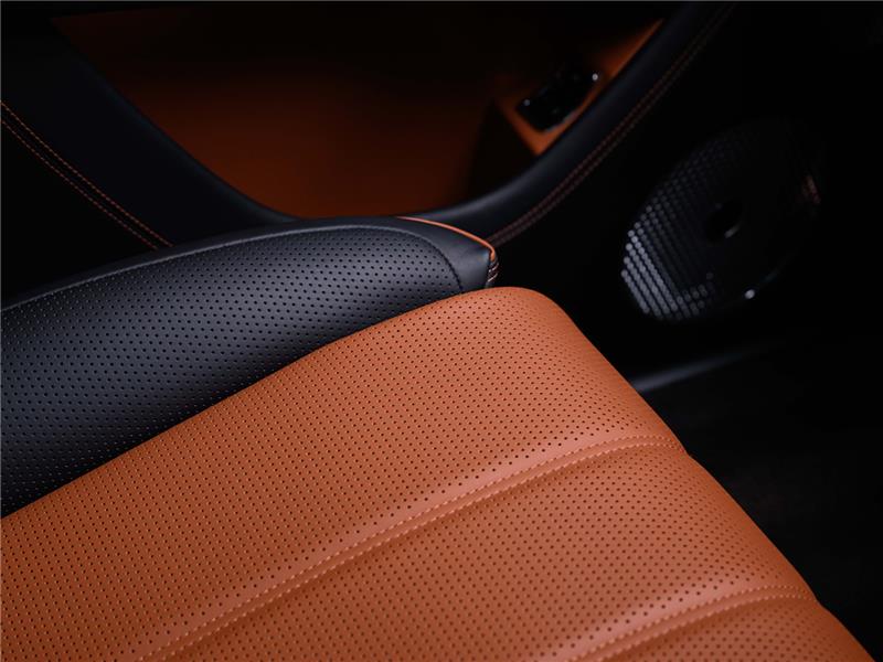 2023 Bentley Bentayga V8 Azure