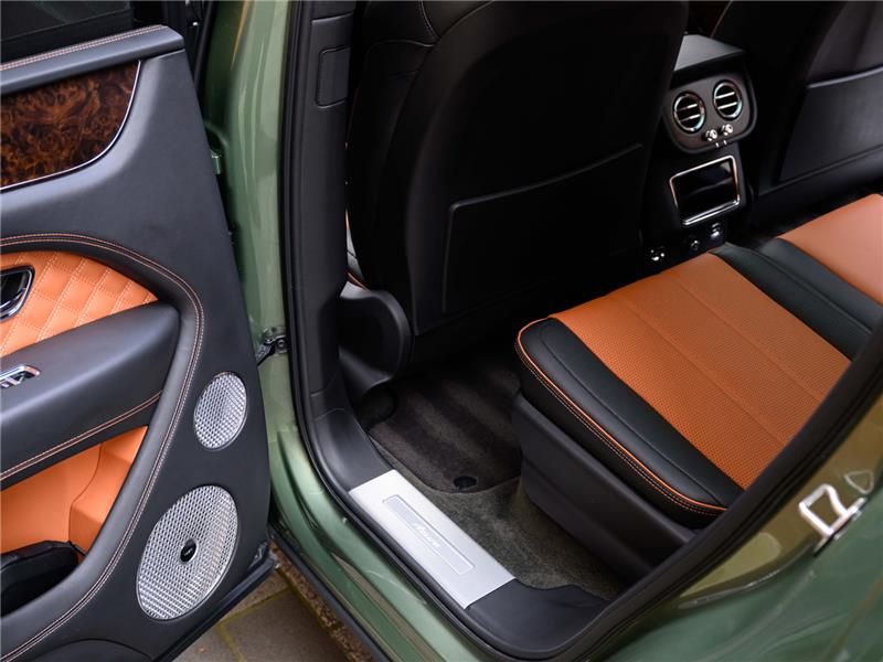 2023 Bentley Bentayga V8 Azure