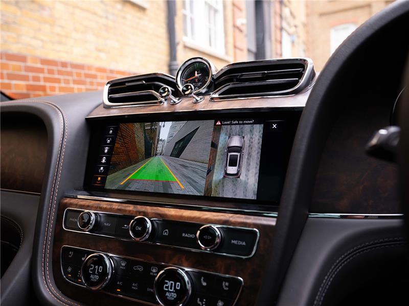 2023 Bentley Bentayga V8 Azure