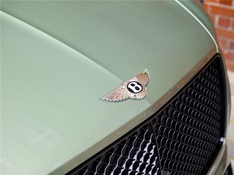 2023 Bentley Bentayga V8 Azure