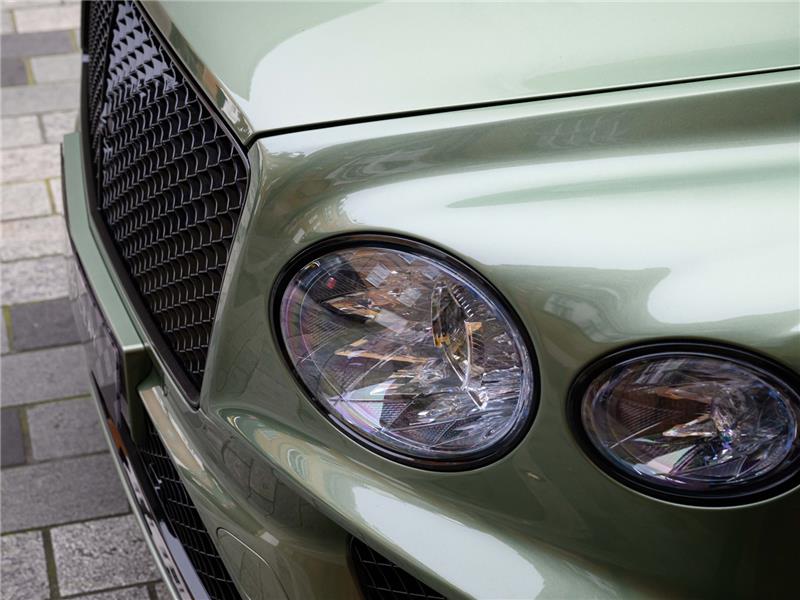 2023 Bentley Bentayga V8 Azure