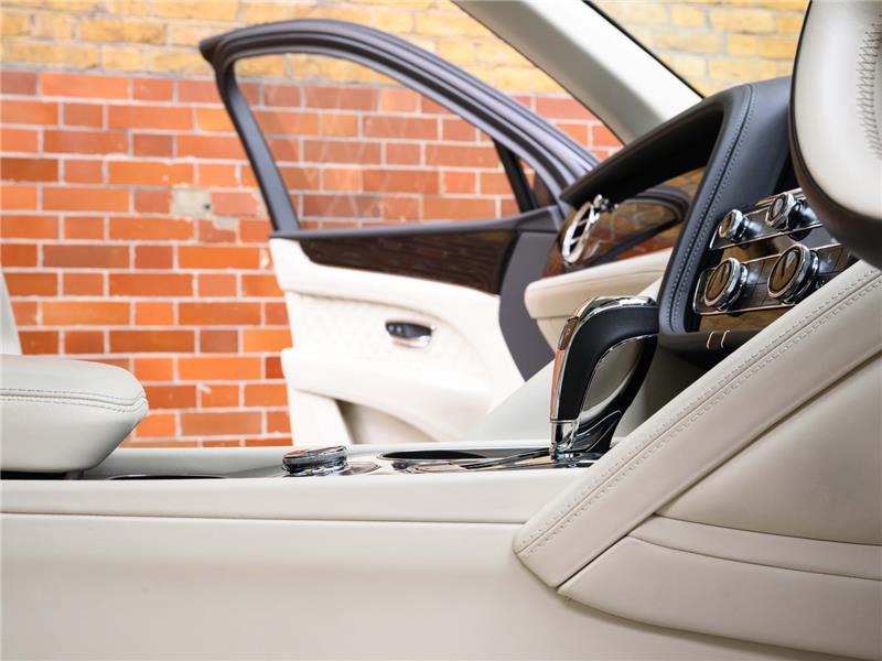 2023 Bentley Bentayga S V8