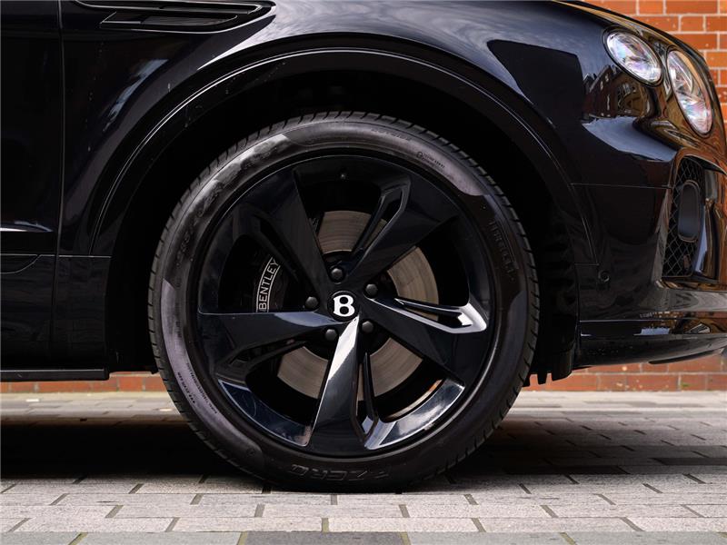 2021 Bentley Bentayga Hybrid