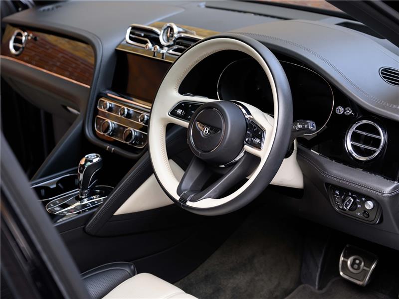 2021 Bentley Bentayga Hybrid