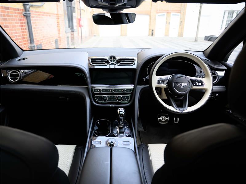 2021 Bentley Bentayga Hybrid
