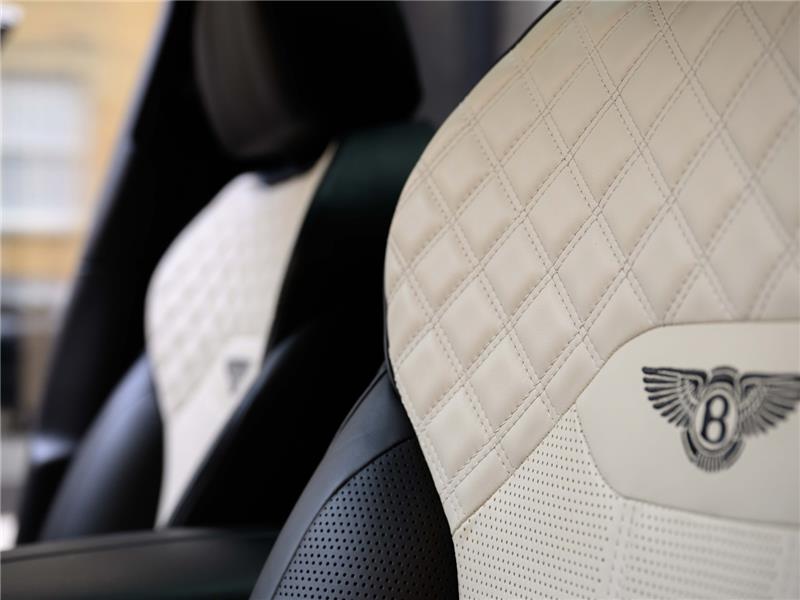 2021 Bentley Bentayga Hybrid