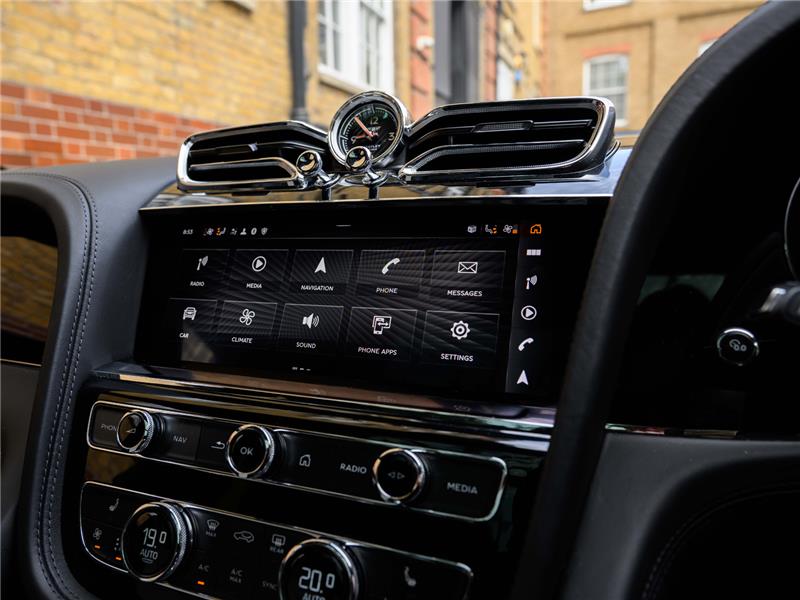 2021 Bentley Bentayga Hybrid