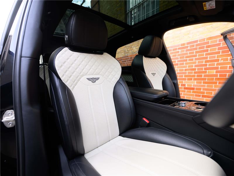 2021 Bentley Bentayga Hybrid