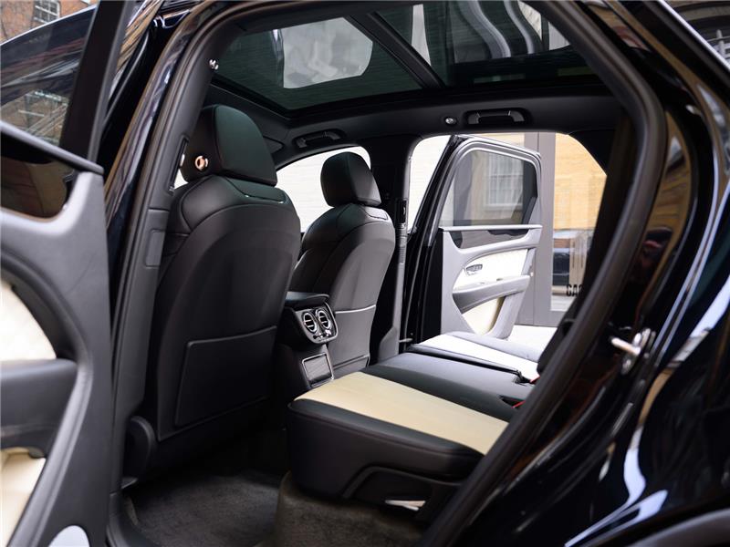 2021 Bentley Bentayga Hybrid