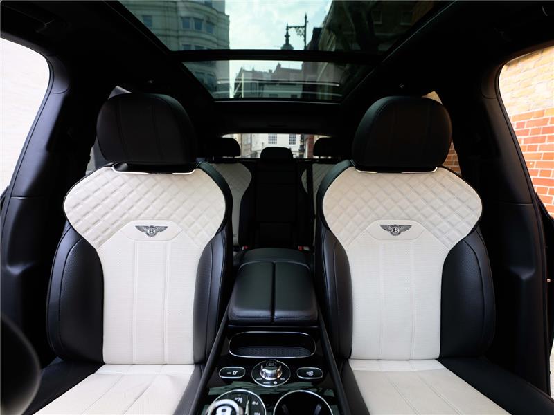 2021 Bentley Bentayga Hybrid