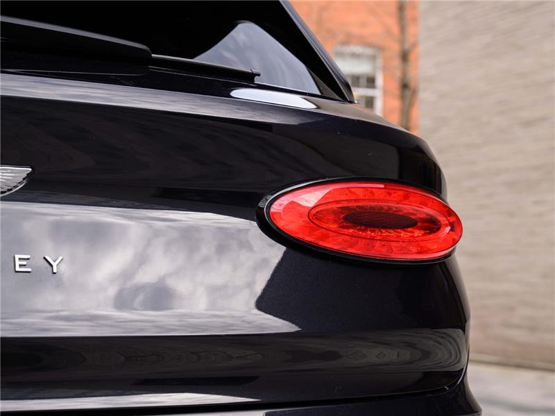 2021 Bentley Bentayga Hybrid