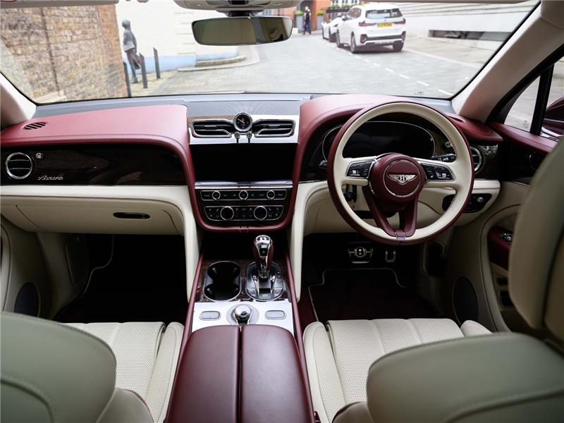 2024 Bentley Bentayga Azure V8