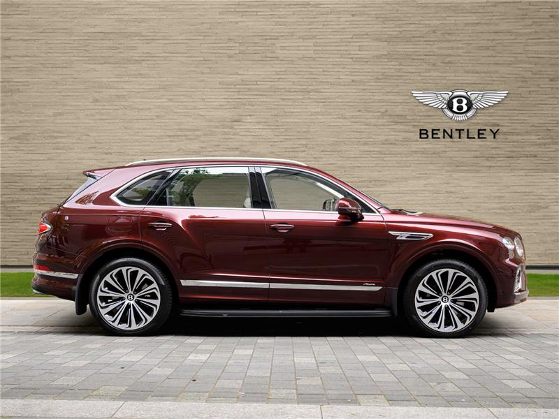 2024 Bentley Bentayga Azure V8