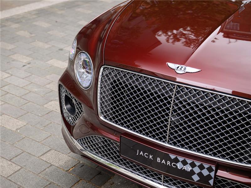 2024 Bentley Bentayga Azure V8