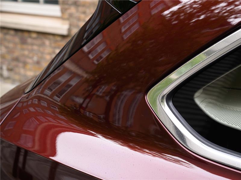 2024 Bentley Bentayga Azure V8