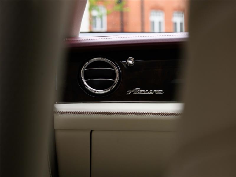 2024 Bentley Bentayga Azure V8