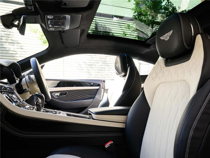 2025 Bentley Continental GT Azure