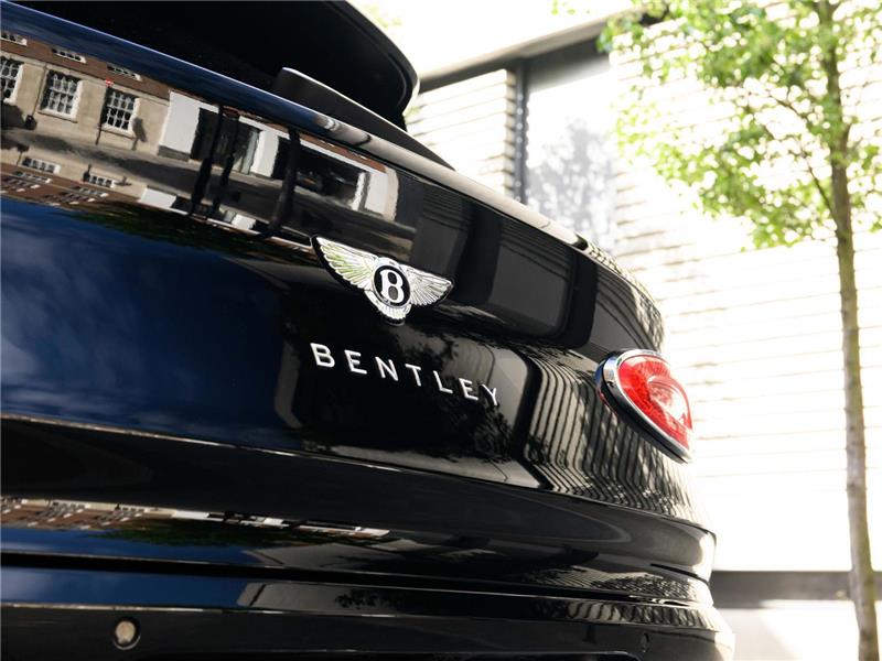 2023 Bentley Bentayga 4.0 V8 Azure EWB LWB