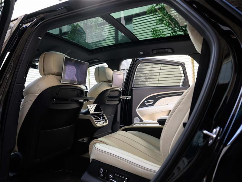 2023 Bentley Bentayga 4.0 V8 Azure EWB LWB