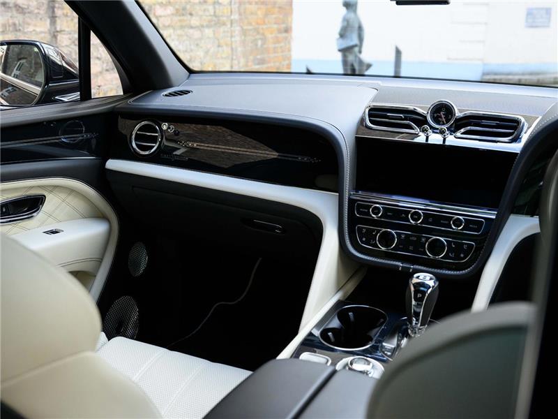 2023 Bentley Bentayga 4.0 V8 Azure EWB LWB