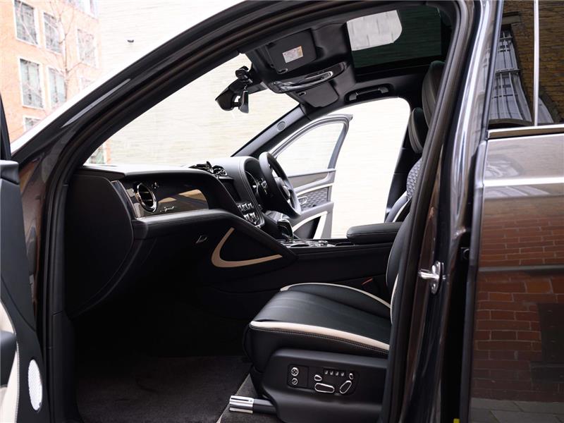 2026 Bentley Bentayga 4.0 V8 Speed STD