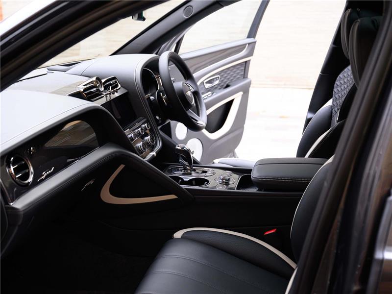 2026 Bentley Bentayga 4.0 V8 Speed STD