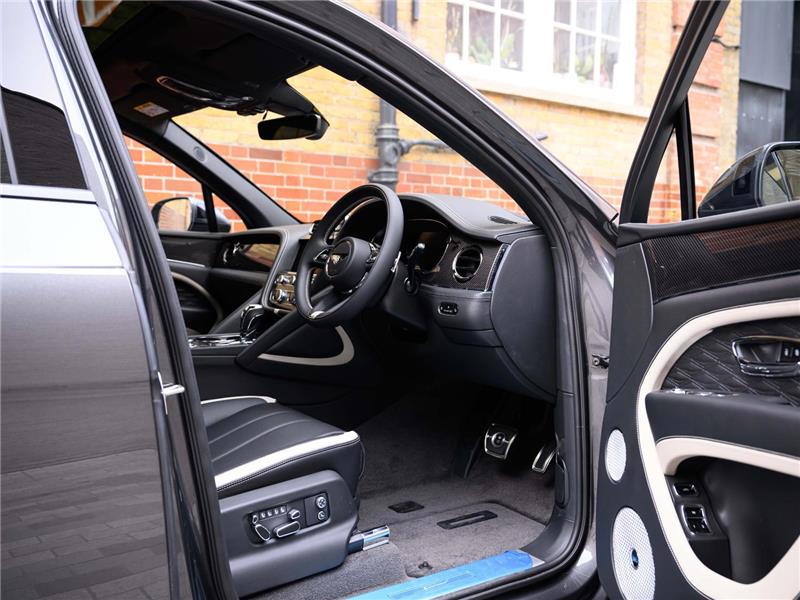 2026 Bentley Bentayga 4.0 V8 Speed STD