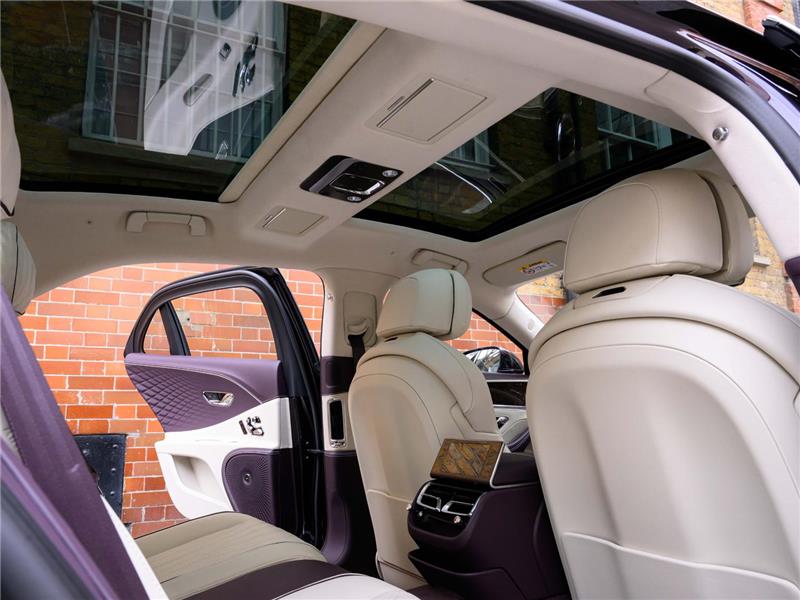 2026 Bentley Flying Spur Azure Hybrid