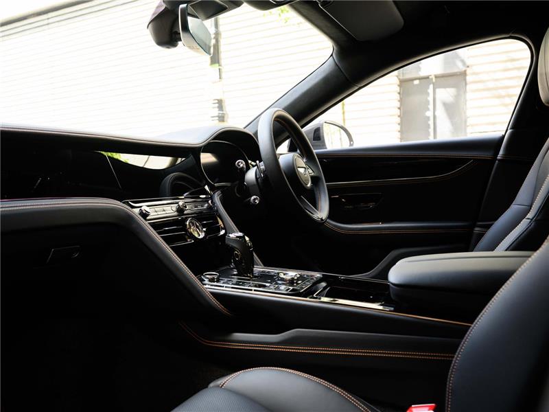 2026 Bentley Flying Spur V8 Black Edition
