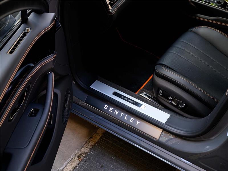 2026 Bentley Flying Spur V8 Black Edition