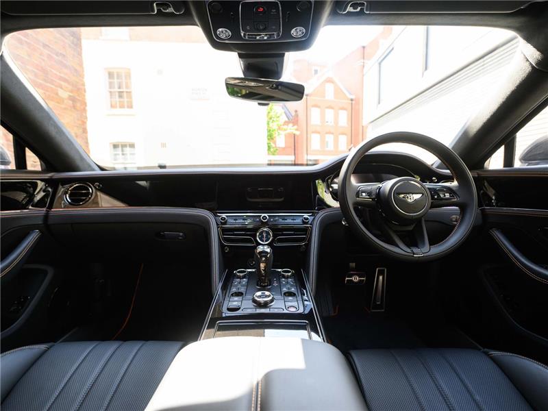 2026 Bentley Flying Spur V8 Black Edition