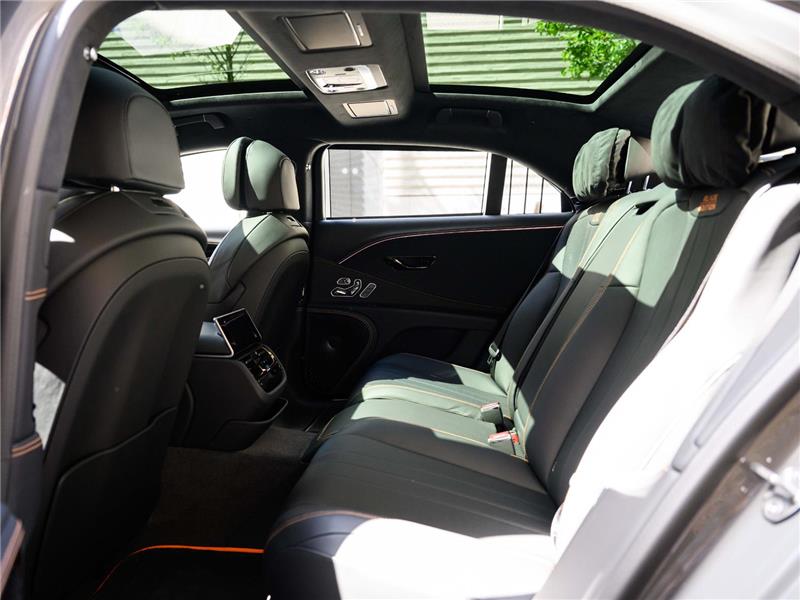 2026 Bentley Flying Spur V8 Black Edition